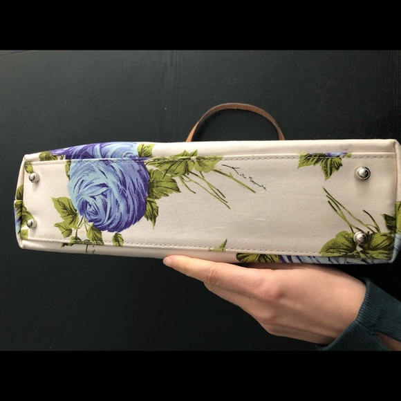 ❌SOLD❌Kate Spade Floral Tote - Picture 4 of 15